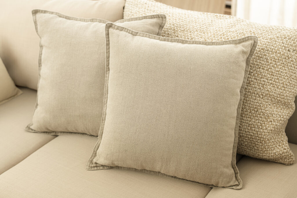 bantal sofa